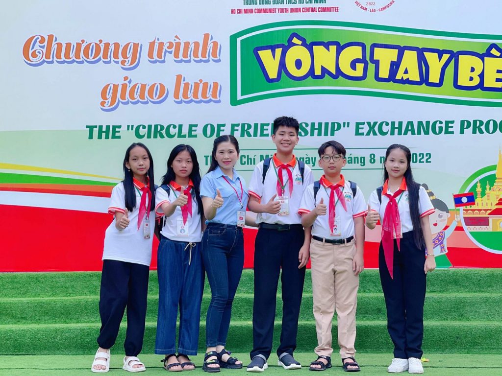 Tự hào “Đại sứ hữu nghị” Trường iSchool Hà Tĩnh tham dự Liên hoan Thiếu nhi 3 nước Việt Nam – Lào – Campuchia
