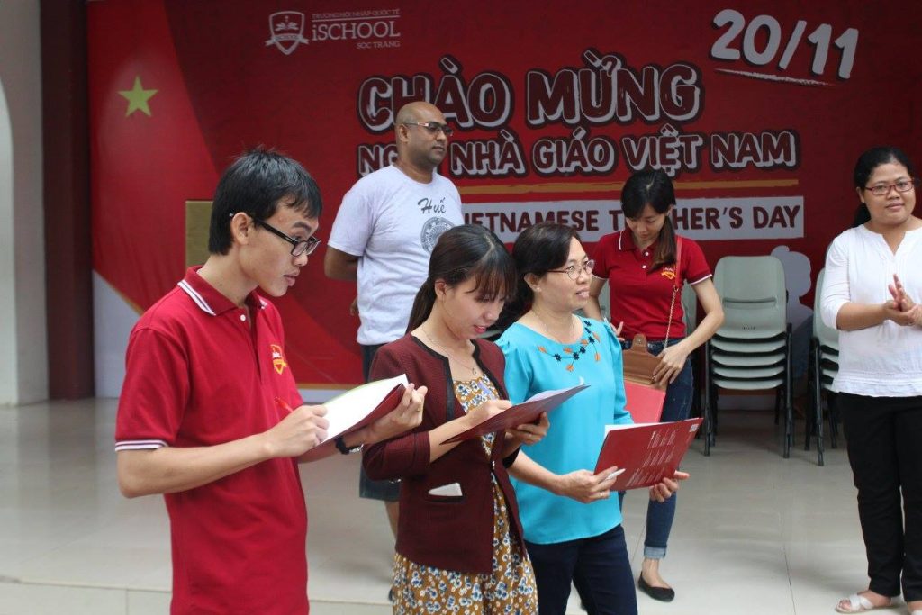 iSchool Sóc Trăng – Hoa tươi tặng Thầy