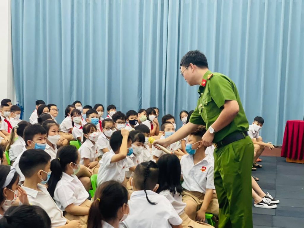 Tuyên Truyền ATGT -Phòng Chống Bạo Lực Học Đường