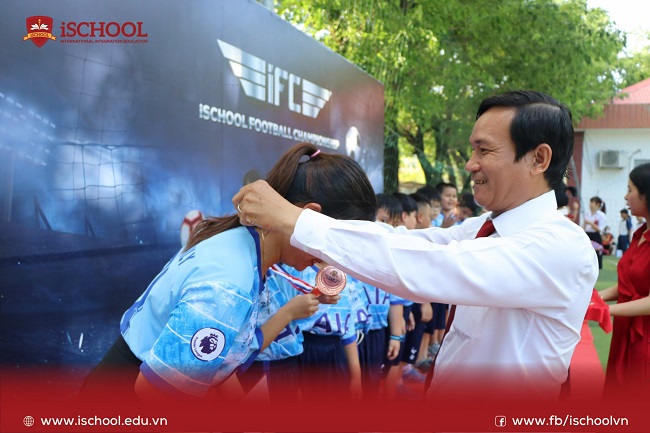 GIẢI BÓNG ĐÁ iFC – iSchool Football Championship