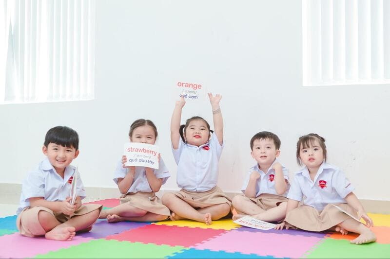 Dạy trẻ đọc sớm với chương trình Glenn Doman 