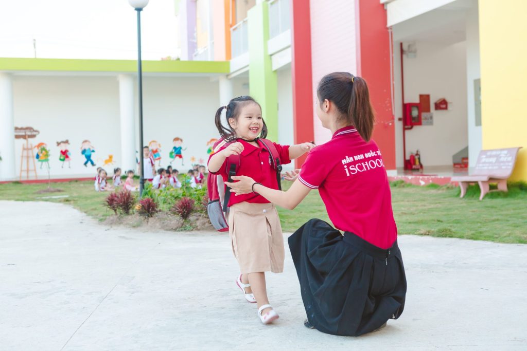10 kỹ năng sống cho trẻ 3 tuổi cần thiết nhất bố mẹ nên dạy trẻ từ sớm