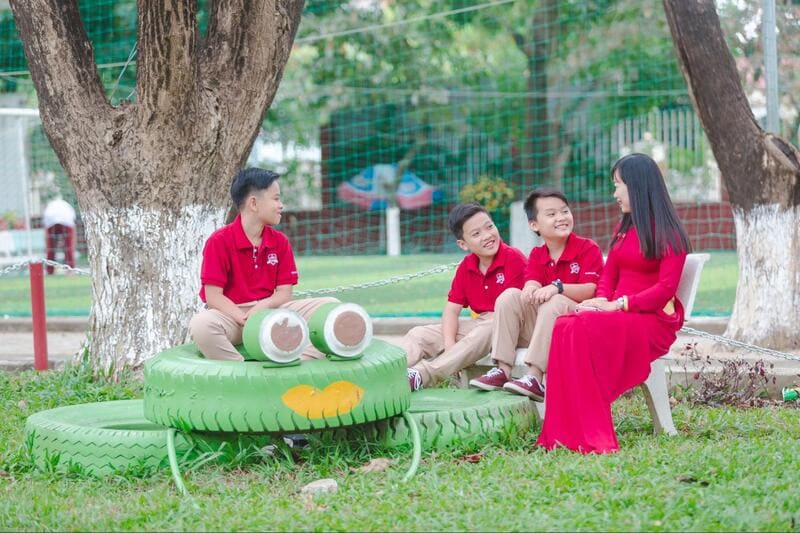 10 kỹ năng sống cho trẻ 5 tuổi bé cần được học nhất