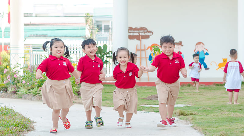 12 kỹ năng sống cho trẻ cần thiết nhất bố mẹ nên biết