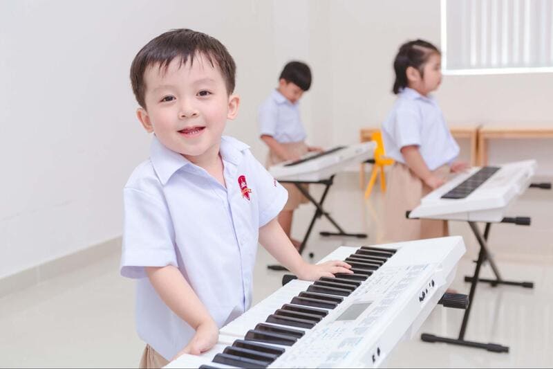 Giáo dục lấy trẻ làm trung tâm là gì? Mục tiêu và quan điểm của phương pháp này trong giáo dục trẻ mầm non