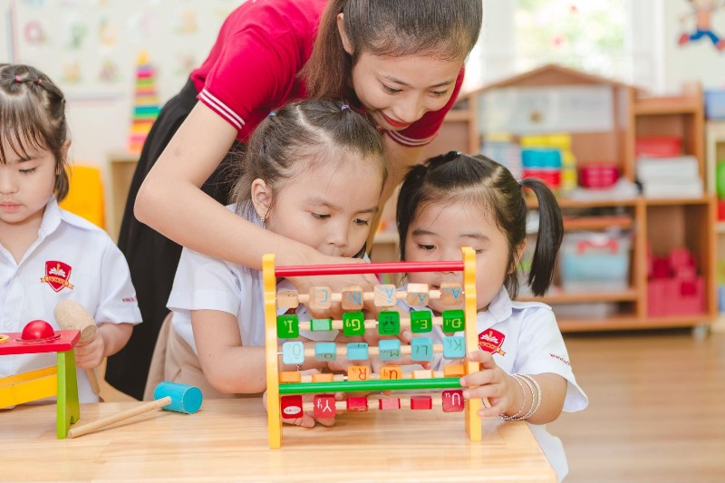 Phát triển toàn diện của trẻ em là gì? Cách giáo dục hiệu quả
