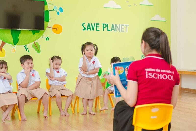 Trí thông minh ngôn ngữ cho trẻ và cách phát triển hiệu quả