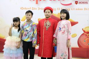 Cùng những nụ cười thật tươi