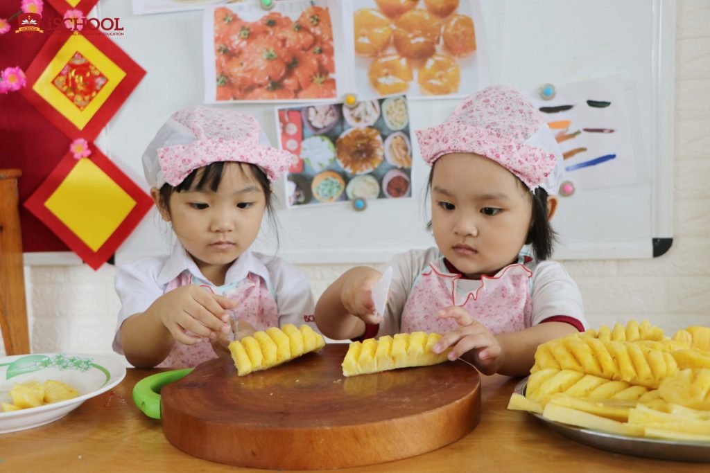 iSchool Bạc Liêu: Bé cùng cô làm mứt