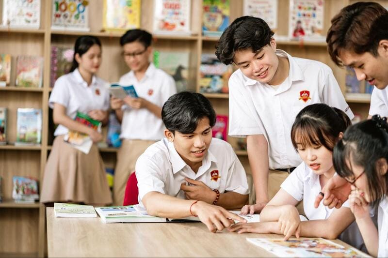 đọc và tìm hiểu trước bài mới là một cách học Lịch sử hiệu quả