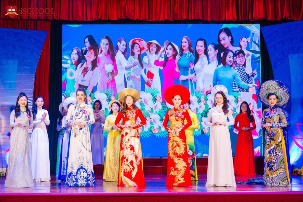 Hội thi “ Nữ giáo viên tài năng, duyên dáng” năm 2022 – Cấp Cụm Tỉnh bao gồm các thí sinh đến từ Thành Phố Hạ Long. Thành phố Cẩm Phả, Huyện Vân Đồn, Huyện Cô Tô.