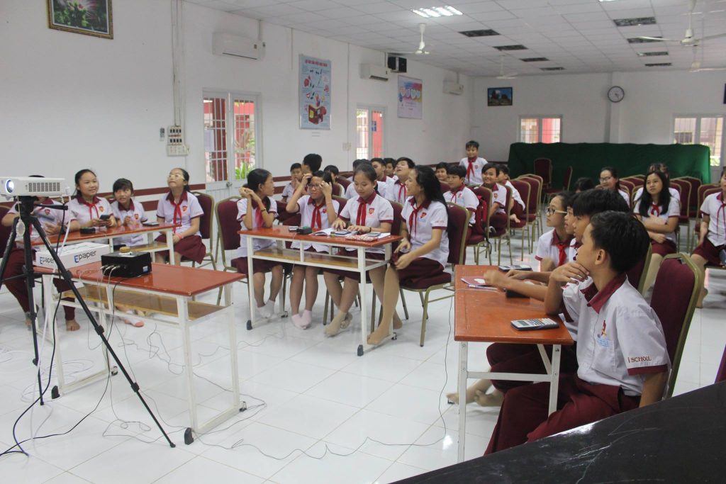 Sinh hoạt CLB Toán iMath chủ đề "Đố vui toán học"
