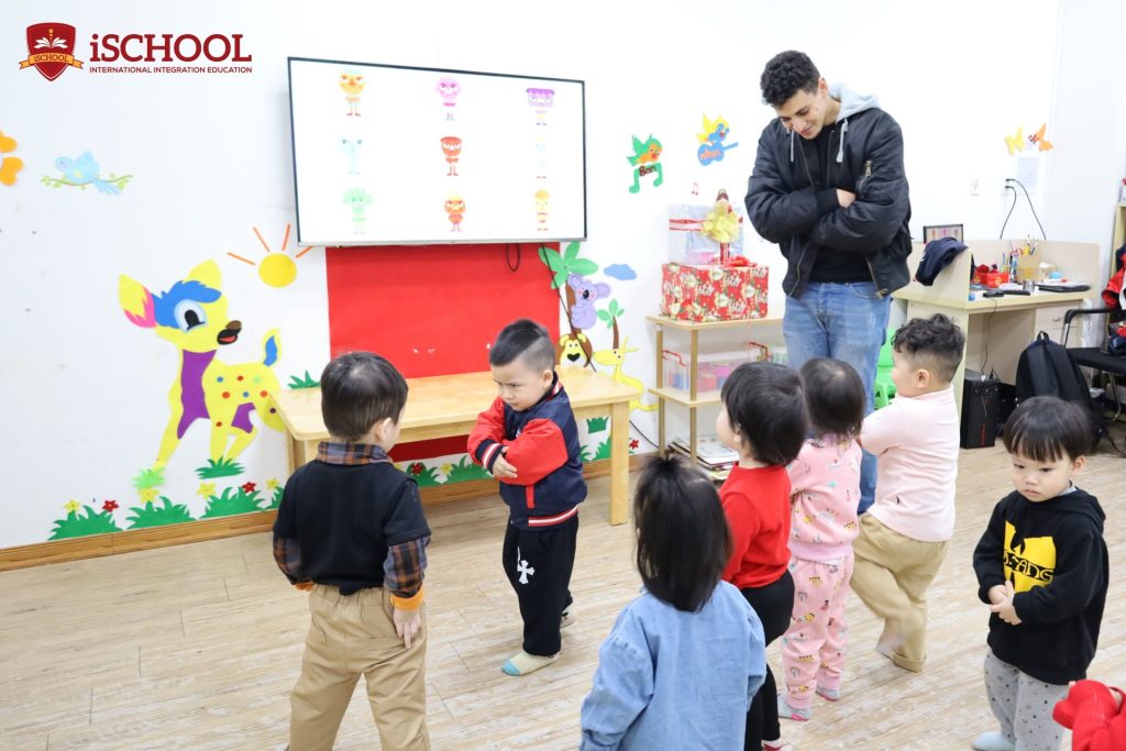 iSCHOOL CẨM PHẢ – ĐỪNG BỎ LỠ “GIAI ĐOẠN VÀNG” HỌC TIẾNG ANH CỦA TRẺ