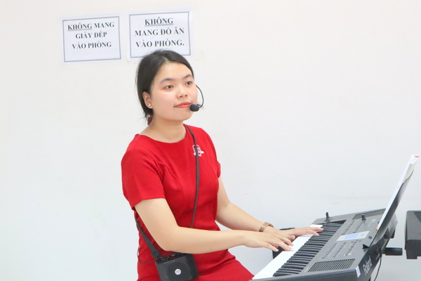 Âm nhạc tại iSchool