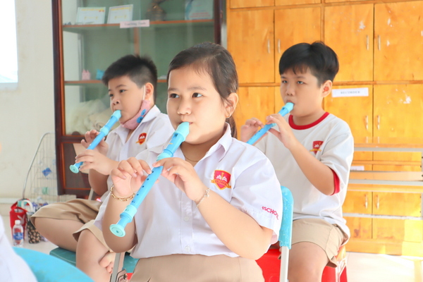 Học âm nhạc tại iSchool