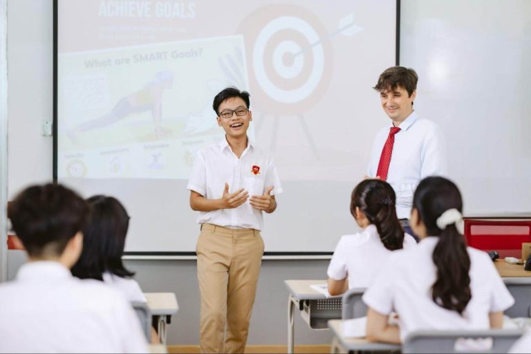 Rèn luyện kỹ năng thuyết trình
