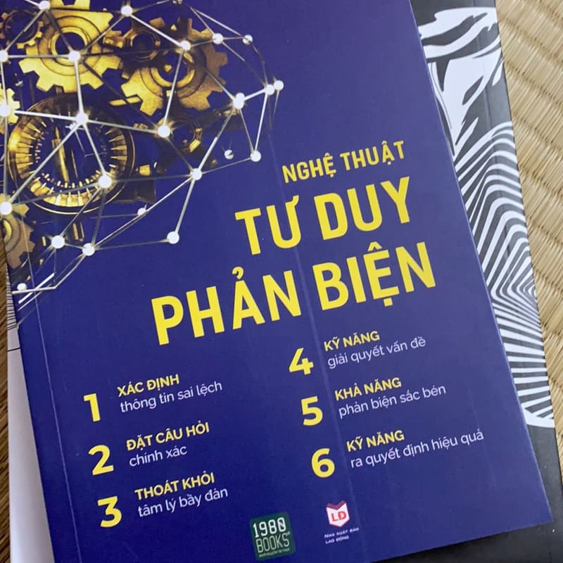 sách Nghệ thuật tư duy phản biện