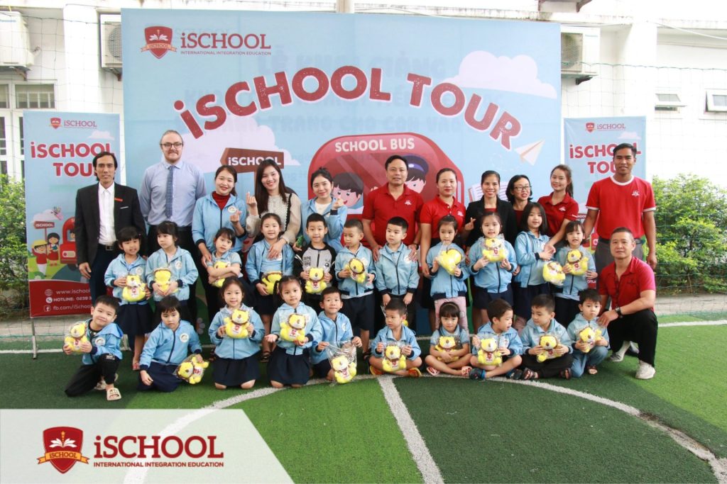 iSchool Hà Tĩnh: Học sinh mầm non hào hứng với iSchool Tour