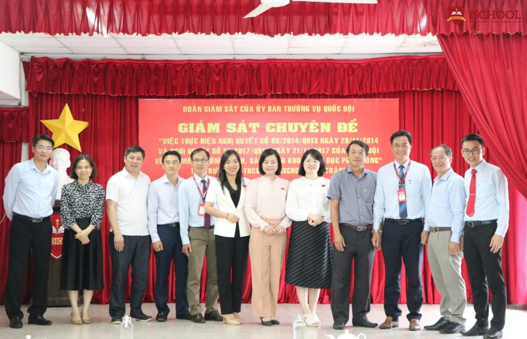 ĐOÀN GIÁM SÁT CỦA ỦY BAN THƯỜNG VỤ QUỐC HỘI GIÁM SÁT CHUYÊN ĐỀ VỀ ĐỔI MỚI CHƯƠNG TRÌNH, SÁCH GIÁO KHOA TẠI iSCHOOL SÓC TRĂNG