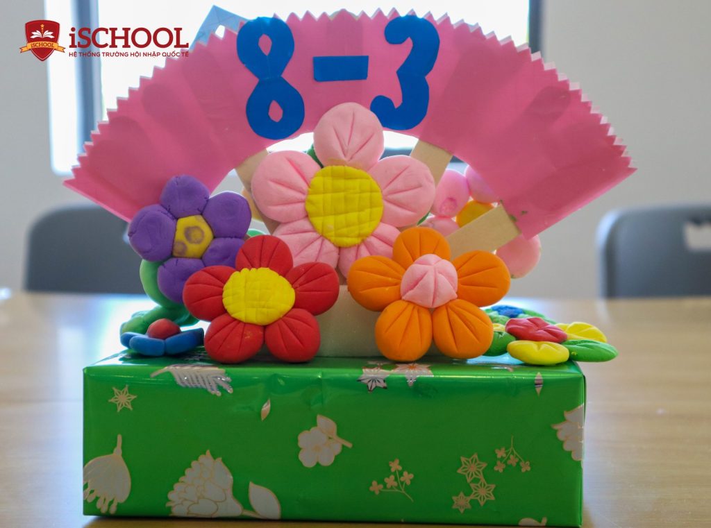 Nhiều hoạt động chào mừng ngày Quốc tế Phụ nữ được tổ chức tại iSchool Ninh Thuận