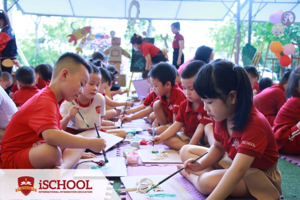 iSchool Hà Tĩnh: Ngày hội STEAM
