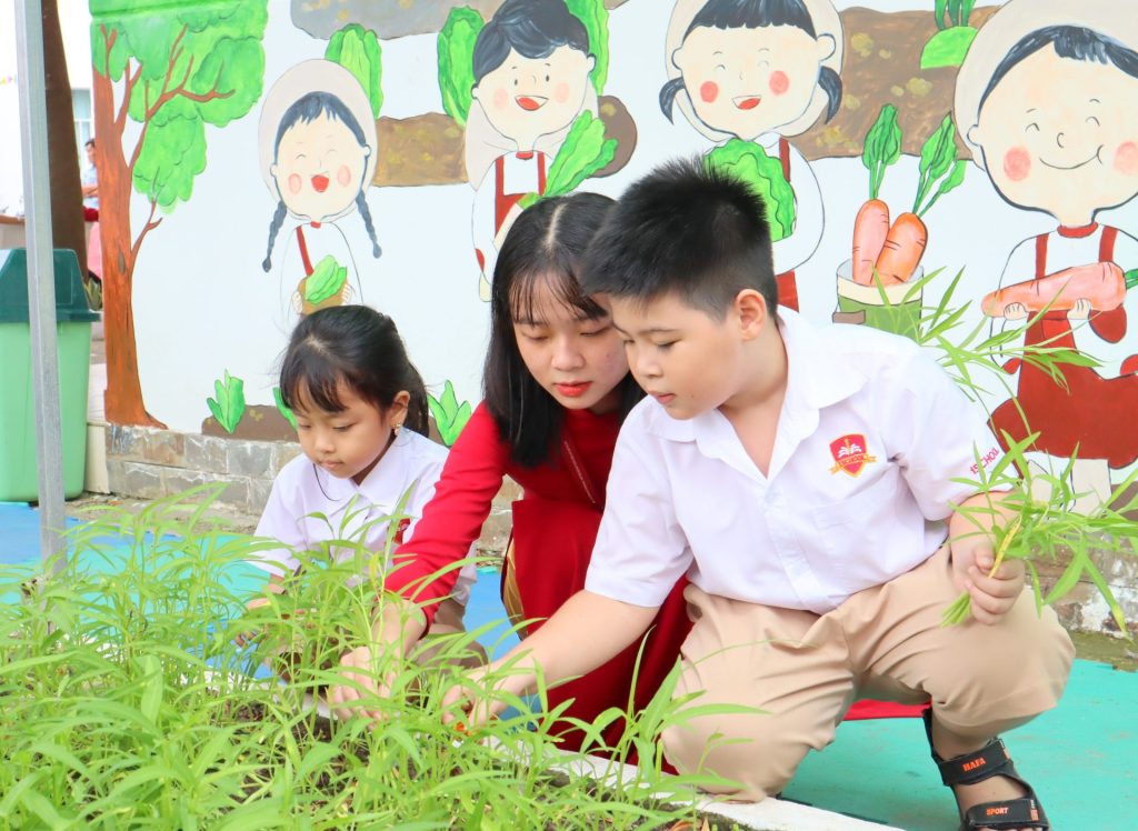 iSCHOOL LONG XUYÊN: “TIỀN TIỂU HỌC” – BƯỚC ĐỆM QUAN TRỌNG CHO CON VÀO LỚP 1