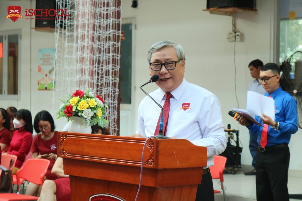 iSchool Nha Trang: Sinh hoạt dưới cờ – Tổng kết hoạt động Tháng 3