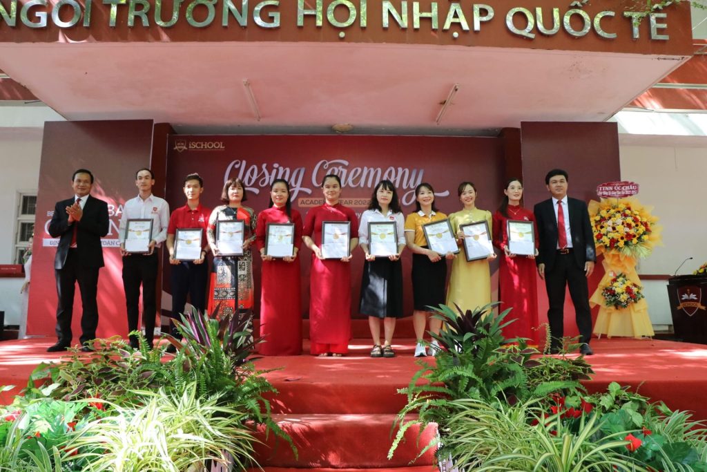 iSCHOOL QUY NHƠN TỔ CHỨC TỔNG KẾT NĂM HỌC