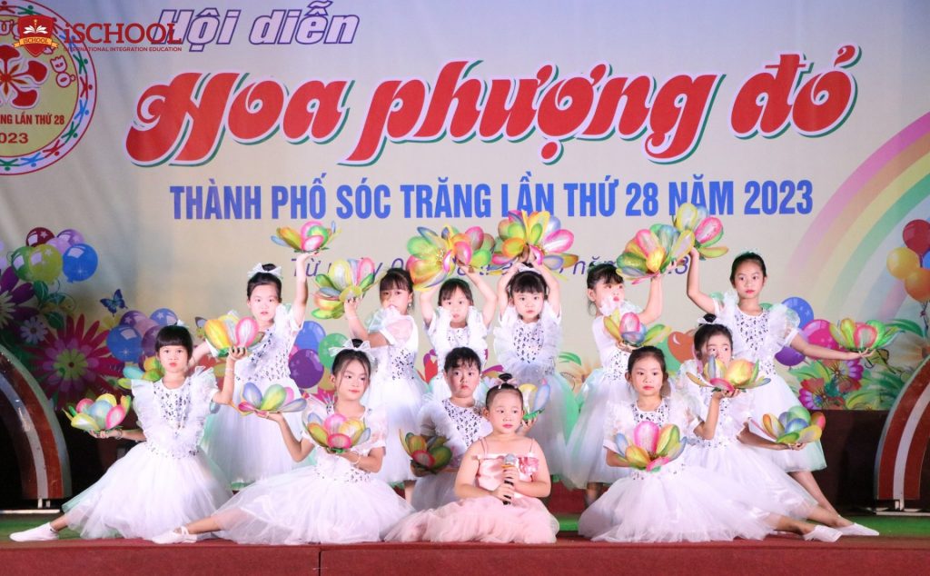 iSERS SÓC TRĂNG TỎA SÁNG TẠI SÂN KHẤU “HOA PHƯỢNG ĐỎ 2023”