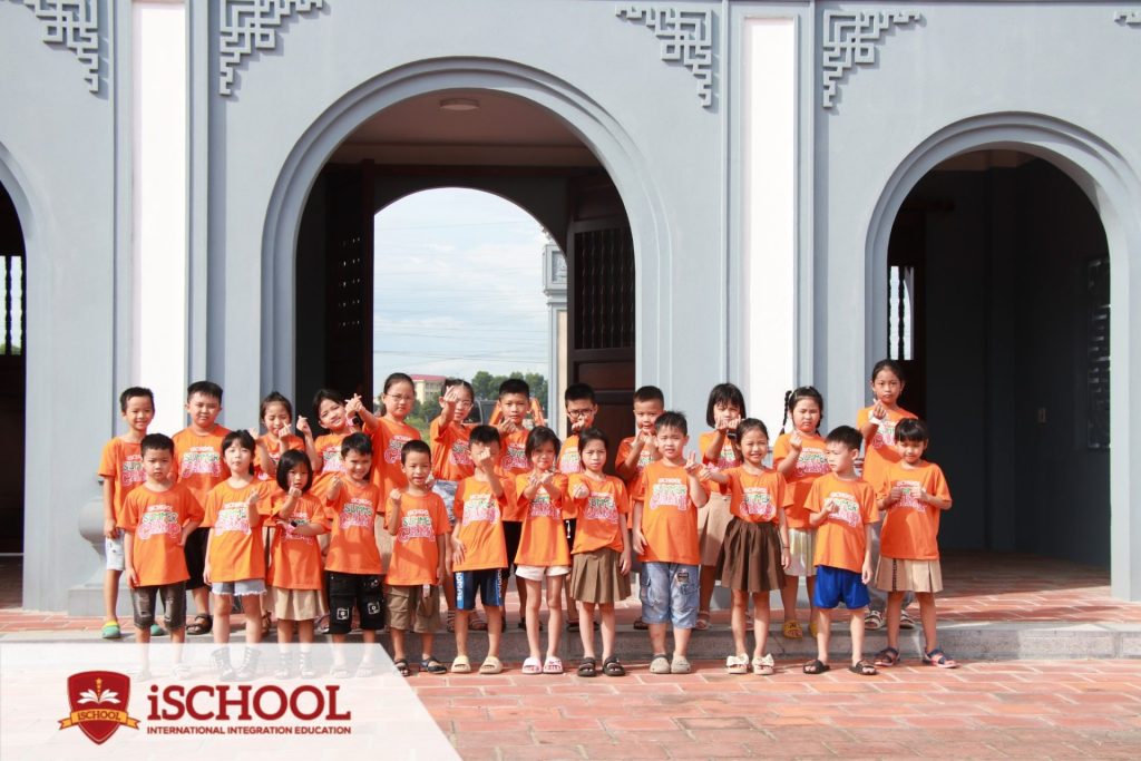 iSchool Hà Tĩnh: Chuyến trải nghiệm tại Văn Miếu Hà Tĩnh