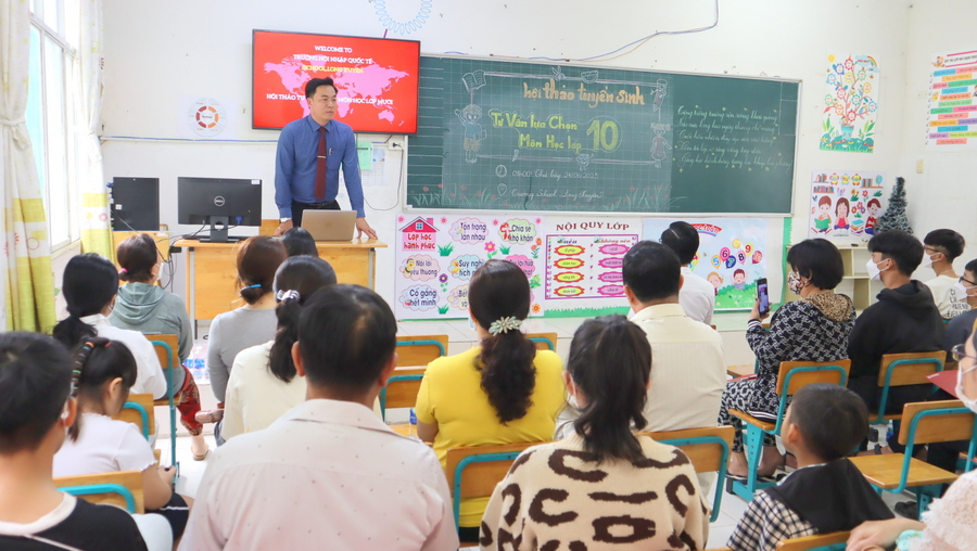 iSCHOOL LONG XUYÊN: HỘI THẢO “TƯ VẤN LỰA CHỌN MÔN HỌC” CHO TÂN iSERS LỚP 10
