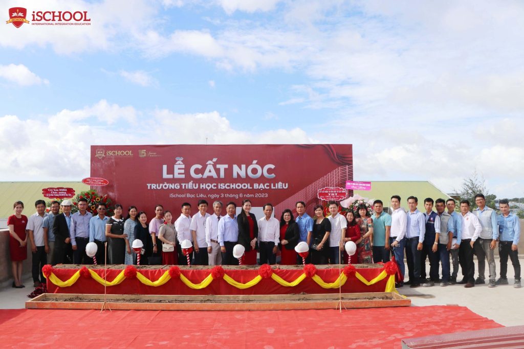 TIỂU HỌC iSCHOOL BẠC LIÊU: CHÚC MỪNG LỄ CẤT NÓC TRƯỜNG TIỂU HỌC iSCHOOL BẠC LIÊU VÀO GIAI ĐOẠN II