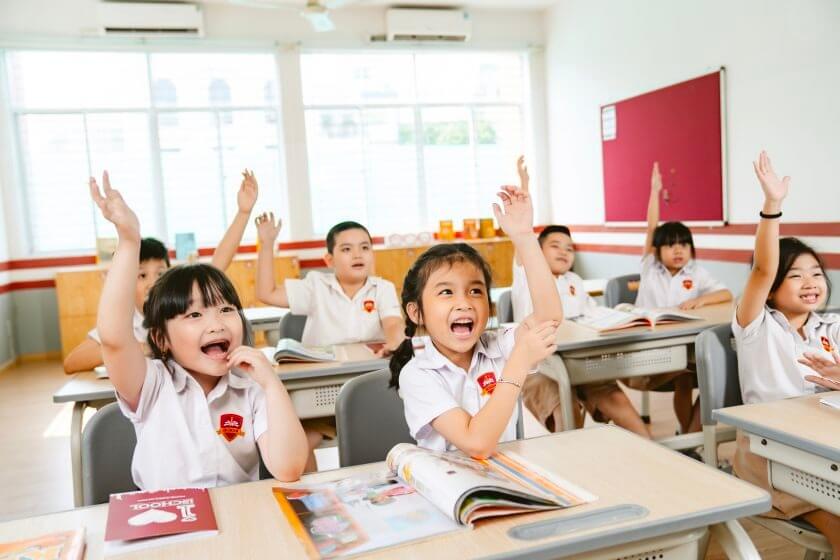 9 cách dạy bé nhận biết màu sắc từ sớm bố mẹ nên biết
