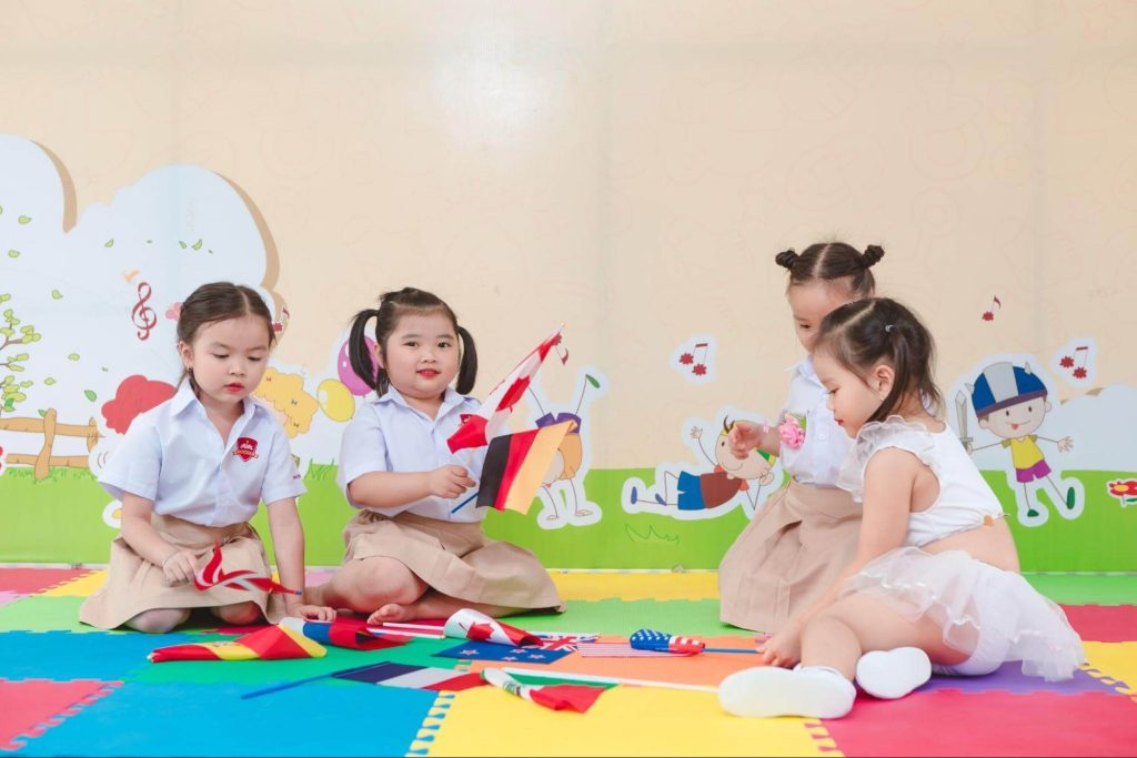 8 phương pháp dạy kỹ năng giao tiếp cho trẻ mầm non hiệu quả nhất