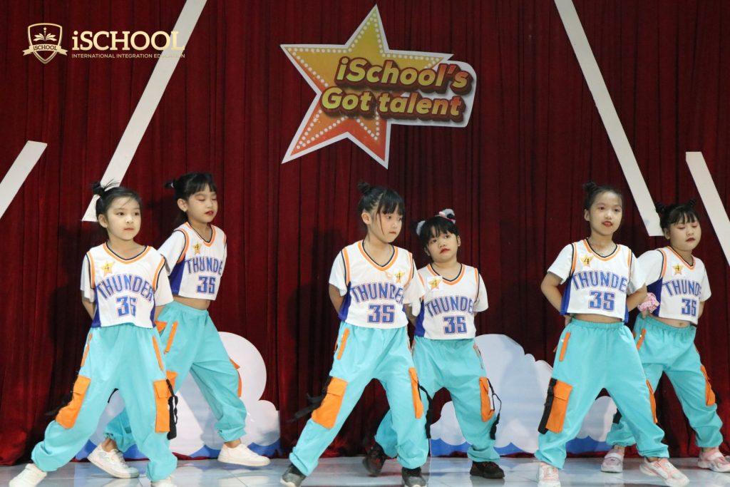 NHỮNG TÀI NĂNG BÙNG NỔ TẠI iSCHOOL’S GOT TALENT