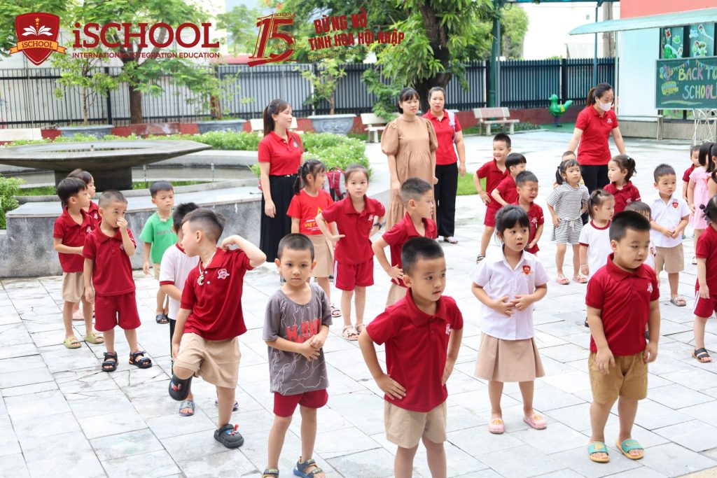 TRỞ LẠI TRƯỜNG THẬT VUI – MẦM NON iSCHOOL CẨM PHẢ