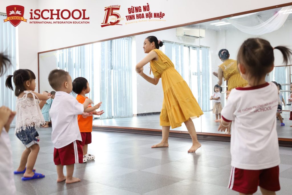 BÉ KHỎE VỚI TIẾT HỌC NHẢY AEROBIC