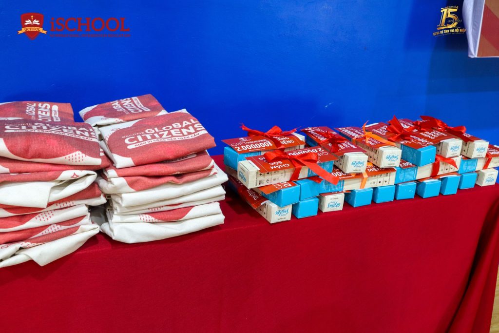 giai-dau-cau-long-ischool-ninh-thuan-2023-4
