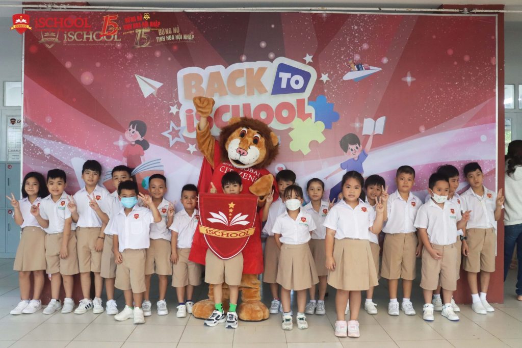 Rộn ràng ngày hội “Back to School”- iSers Long An háo hức quay trở lại trường năm học 2023-2024