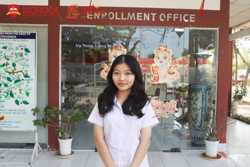 Học sinh tiêu biểu: Võ Dương Gia Nhi- Lớp 12A1
