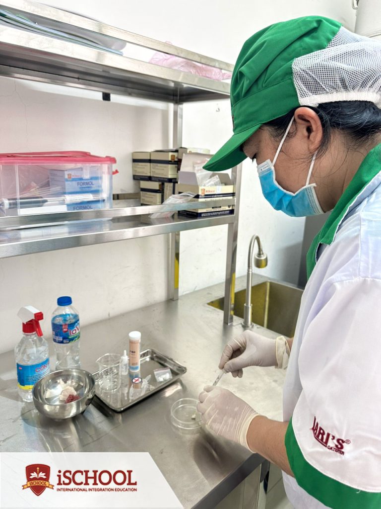 HÉ LỘ VỀ BẾP ĂN CHO iSERS TRONG NĂM HỌC MỚI