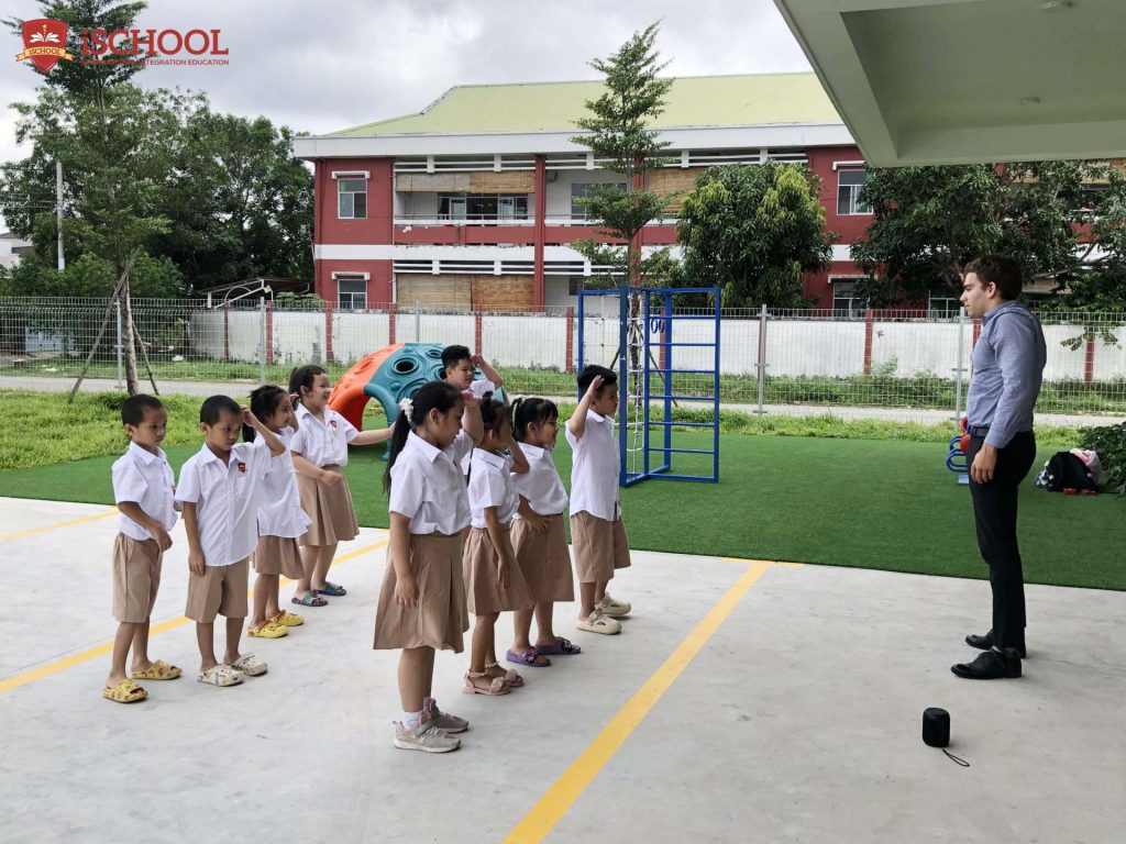 TIỂU HỌC iSCHOOL BẠC LIÊU: NÂNG CAO KHẢ NĂNG GIAO TIẾP TIẾNG ANH VỚI GIÁO VIÊN NƯỚC NGOÀI
