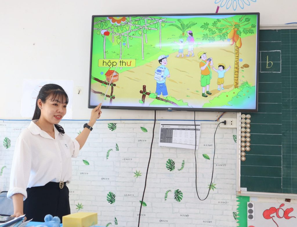 iSCHOOL LONG XUYÊN: VUI HỌC TIẾNG VIỆT CÙNG iSERS LỚP 1