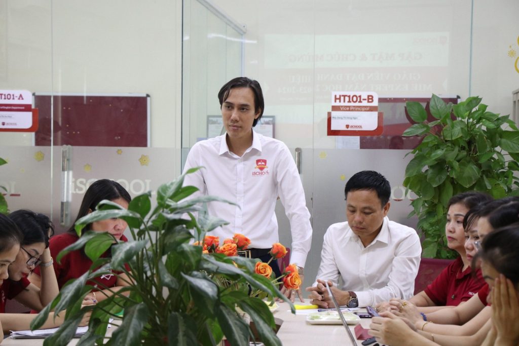 24 giáo viên iSchool Hà Tĩnh được công nhận Chuyên gia giáo dục sáng tạo Microsoft