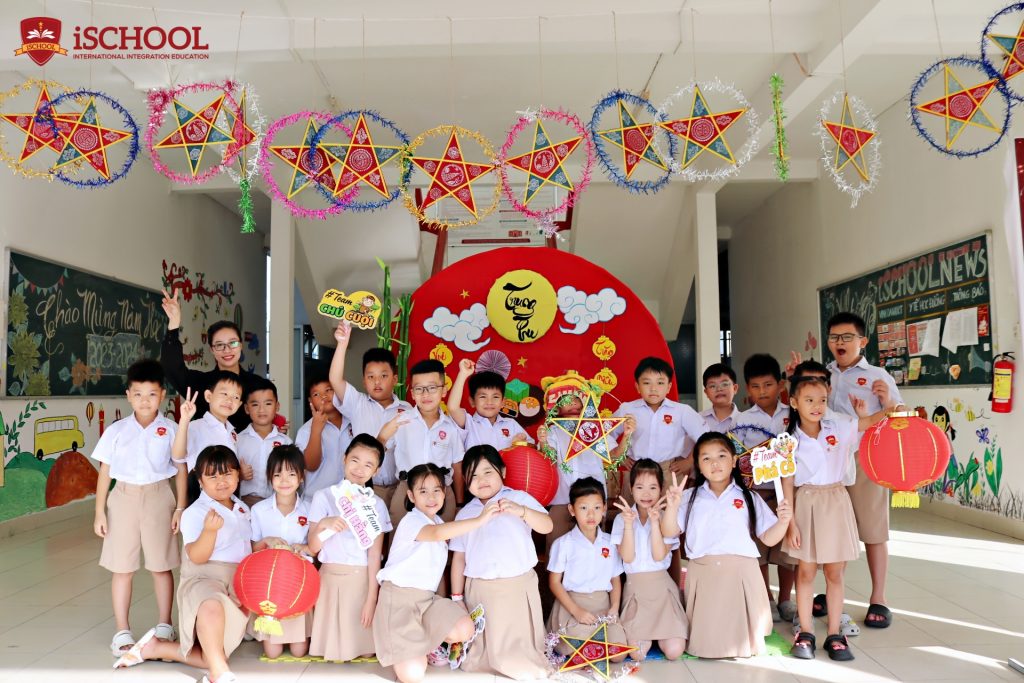 Không khí Tết Đoàn viên rộn ràng khắp iSchool Rạch Giá