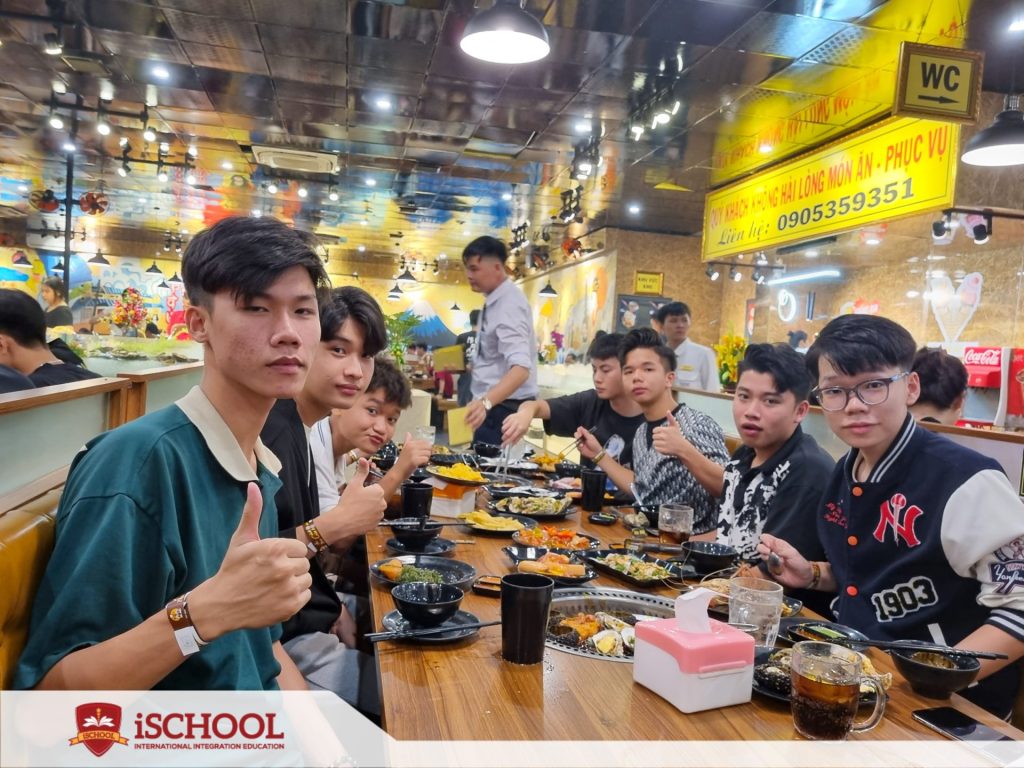 BUỐI TỐI THÚ VỊ CÙNG iSERS QUY NHƠN
