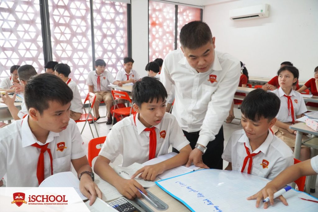 iSCHOOL QUẢNG TRỊ: SINH HOẠT CHUYÊN MÔN THEO HƯỚNG NGHIÊN CỨU BÀI HỌC Ở MÔN TOÁN