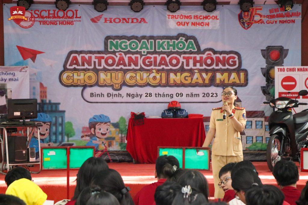 AN TOÀN GIAO THÔNG CHO NỤ CƯỜI NGÀY MAI