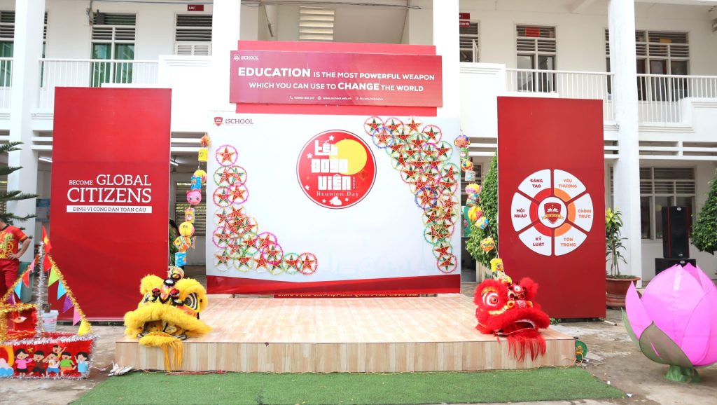 iSCHOOL LONG XUYÊN: CHƯƠNG TRÌNH VUI ĐÓN TRUNG THU-“REUNION DAY-TẾT ĐOÀN VIÊN”