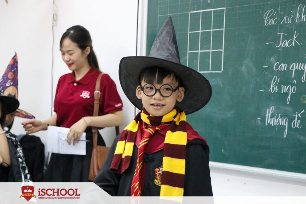 HALLOWEEN SIÊU DỄ THƯƠNG CÙNG iSCHOOL QUY NHƠN